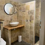 Apartamento Le Mazet, Climatise Avec Acces Piscine *