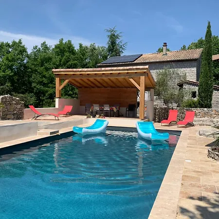 Apartment Le Mazet, Climatise Avec Acces Piscine *